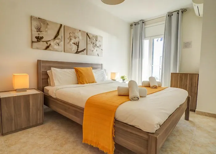 Diamond By Hello Homes *