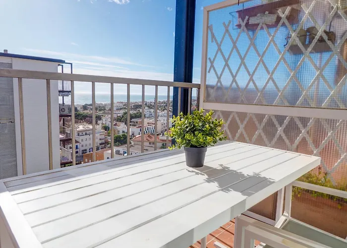 Diamond By Hello Homes Sitges