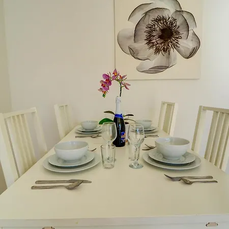 Diamond By Hello Homes Sitges